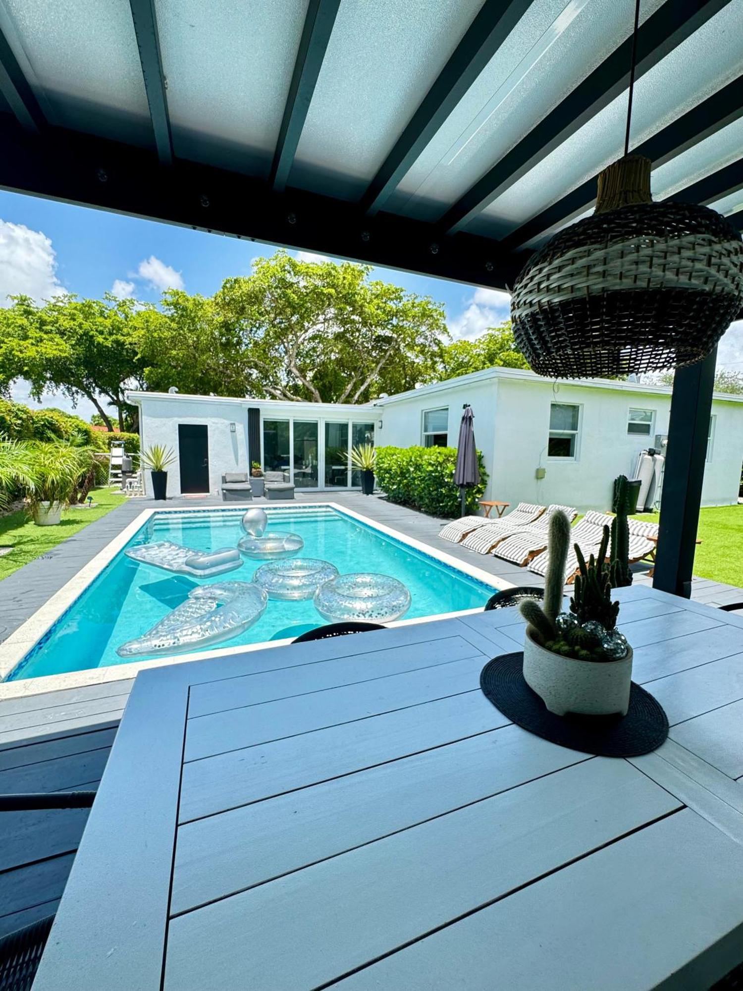 Pura Vida Villa Miami Extérieur photo